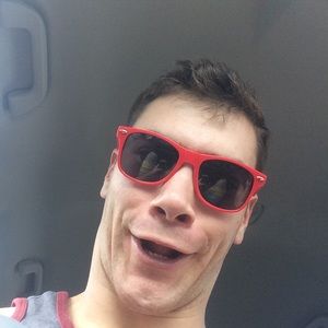 Meet your Posher, Robbie